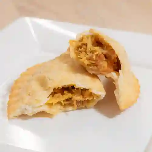 Empanada de Chicharrón Molido