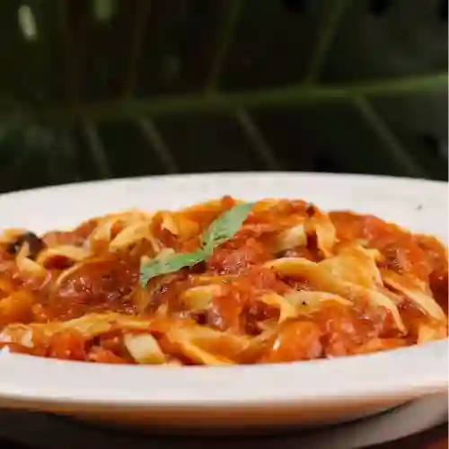 Fetuccini Napolitano