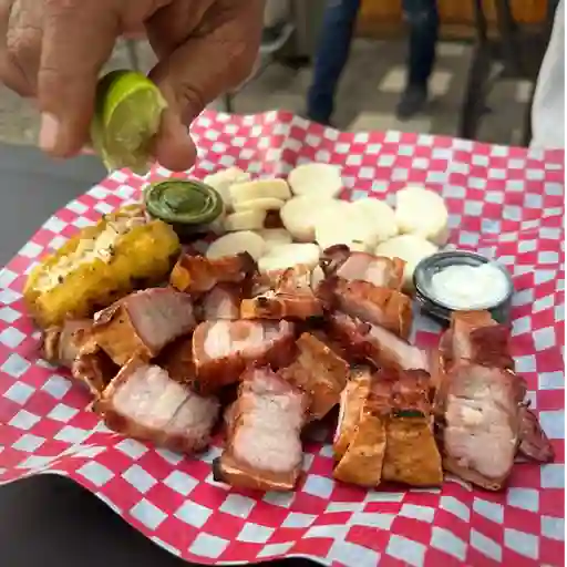 Chicharrón al barril