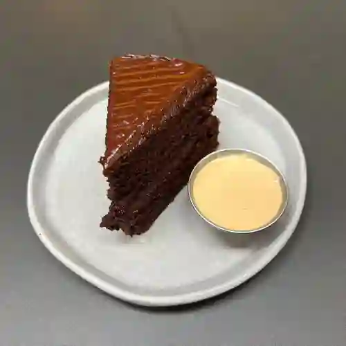 Torta de Chocolate y Crema de Cafe