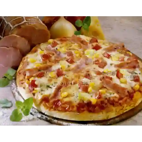 Pizza de Jamon y Maiz