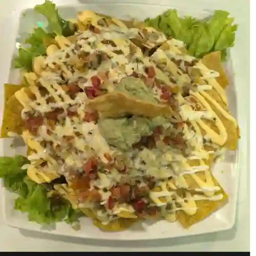 Nachos de carne molida