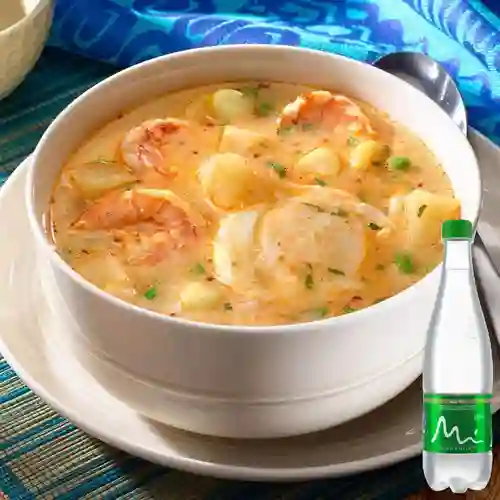Combo Chupe de Camarones + Manantial con Gas 600 ml