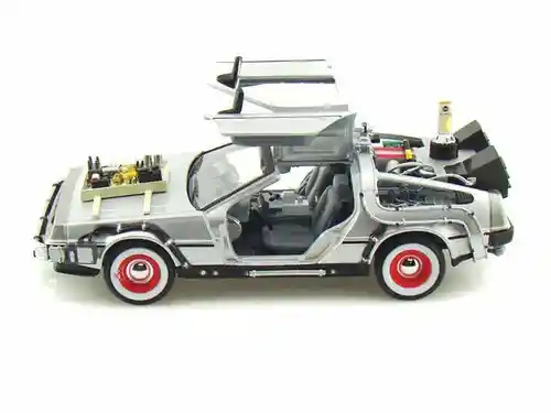 Delorean Juguete Coleccionable Volver al Futuro Parte 3