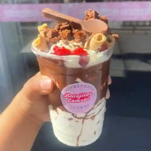 Fresas con Crema 12 Onz