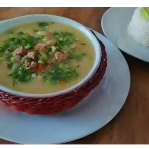 Sopa de Menudencias