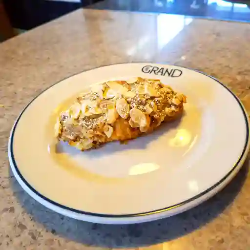 Mini croissant de almendras