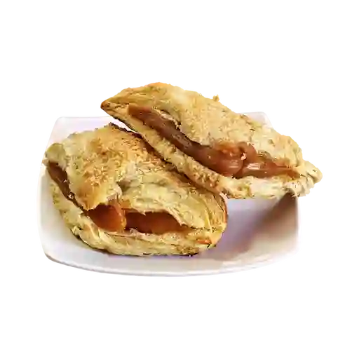 Hojaldre de arequipe y queso