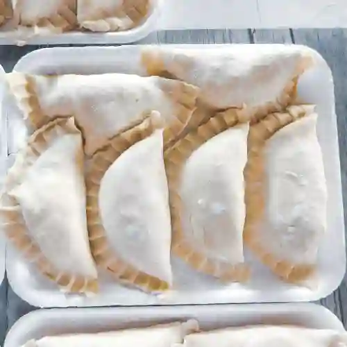 Bandeja Empanadas de Harina