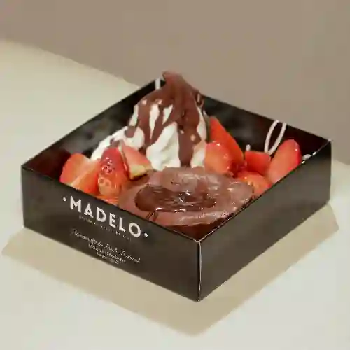 Volcán de Chocolate Caliente con Helado
