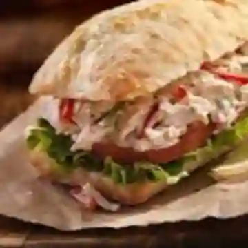 Sándwich Clásico de Pollo