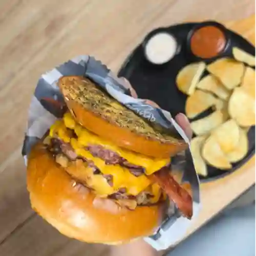 Crunchy Burger el Placer Doble