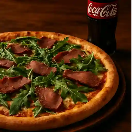 Combo pizza rúgulaserrano +cocacola s/az