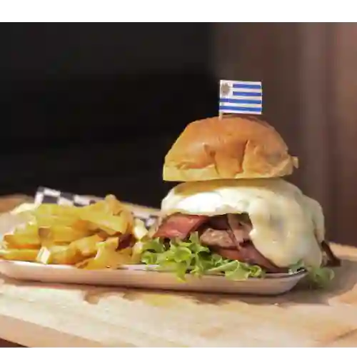 Tradicional Chivito Uruguayo