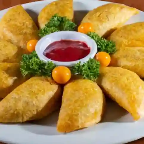 Promo 30 Empanadas de Papa Carne