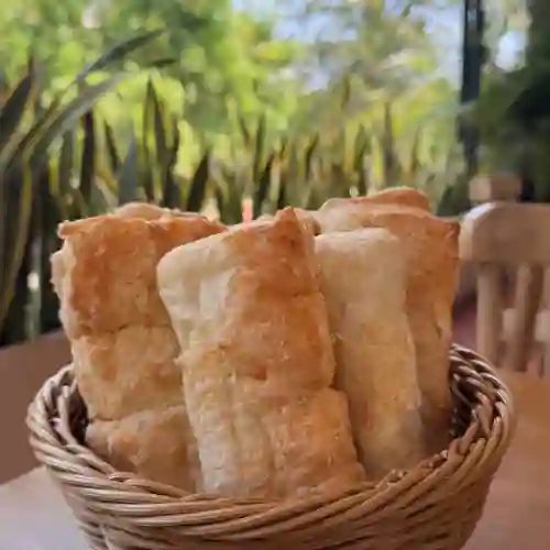 Pastelito con Bocadillo