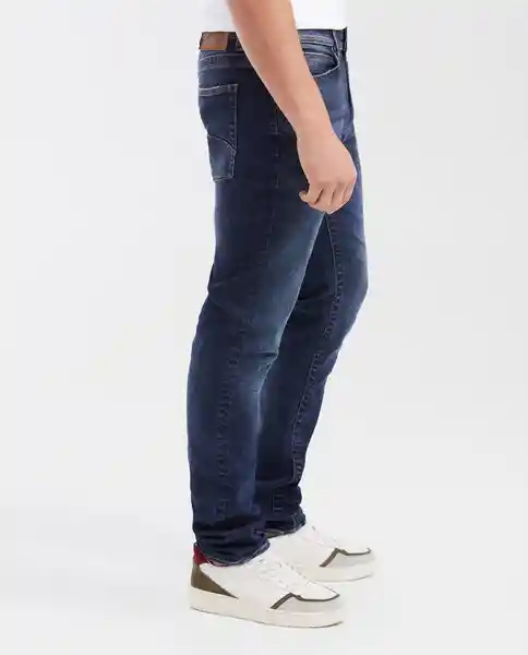 Jean Slim Fit Famous Azul Clásico Oscuro Talla 30/32 Chevignon