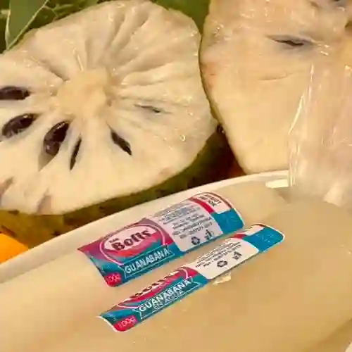 Bolis de Guanábana en Agua