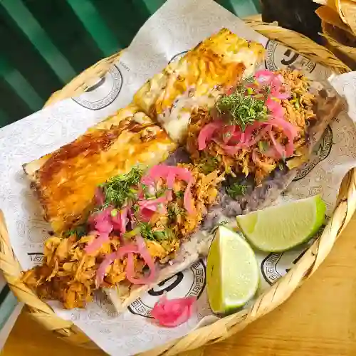 Torta de Cochinita Pibil