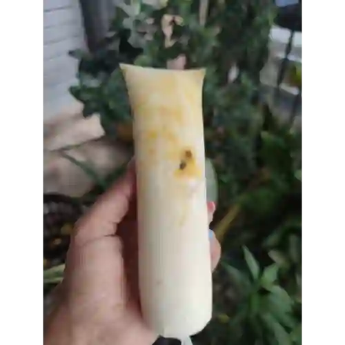Boli Maracuya con Crema
