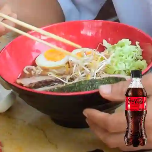 Combo Sopa Ramen Pork Belly +Cocacola S/az 400ml
