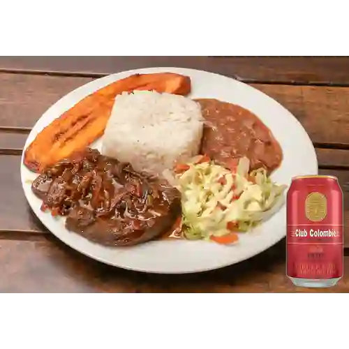 Combo Posta a la Cartagenera + Club Cola Roja Lata 330ml