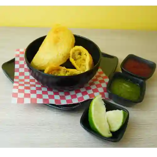 Empanada de Papa y Carne