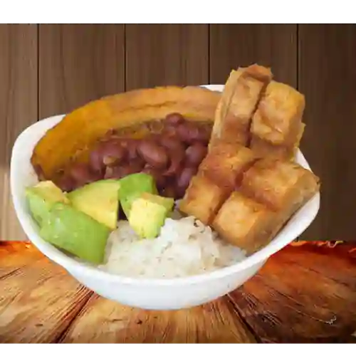 Frijolada Chicharronada