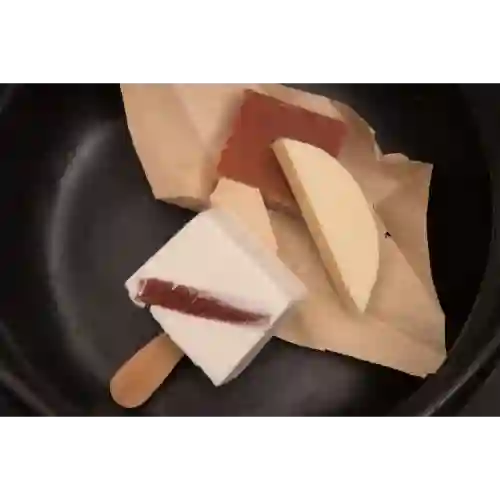 Helado de Leche y Queso con Bocadillo