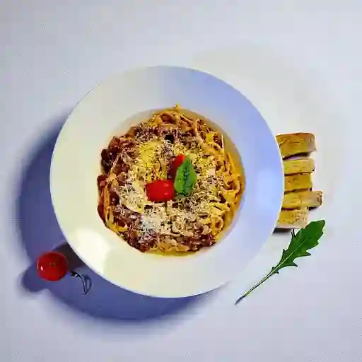 Fetuccini Lomo Fino Tocineta