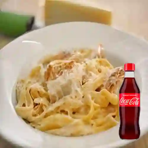 Combo Pasta Alfredo c/ Pollo +Cocacola Orig 350ml