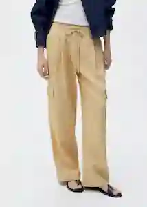 Pantalón Olive Mostaza Talla 38 Mujer Mango