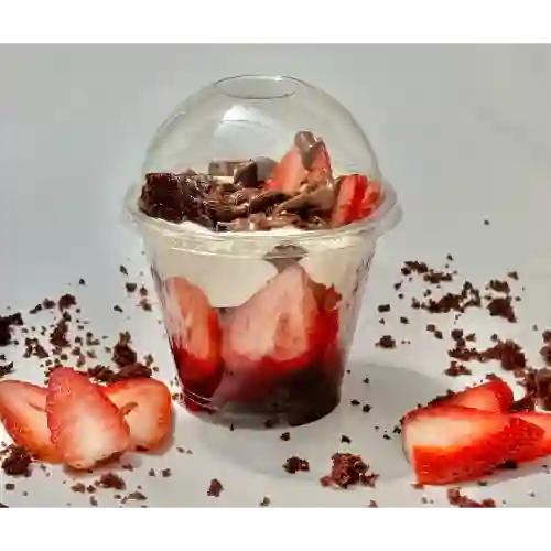 Vaso Fresas con Crema y Chocolate