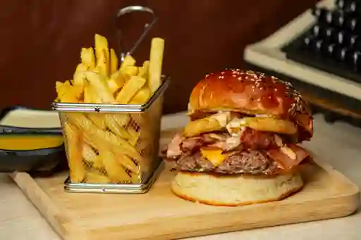 Chipotle Bbq Burger + Papas