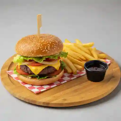 Combo 2 Hamburguesas Clásicas + 1 Papa