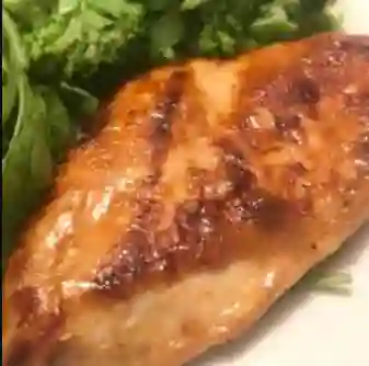 Pechuga en Salsa Miel Mostaza