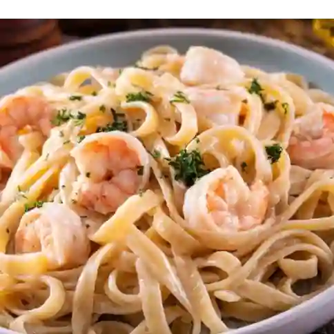 Pasta camarones queso parmesano