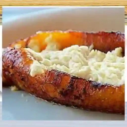 Plátano maduro con queso
