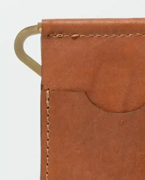 Billetera Clip Leather Goods Café Chevignon