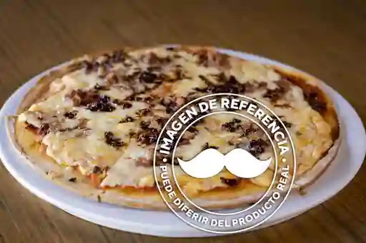 Pizza Personal Ciruela y Tocineta
