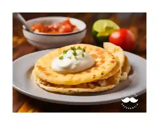 2 Arepa con Queso en Combo