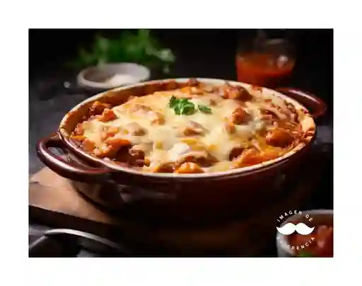 Lasaña Pollo,maicitos Tocineta + Gaseosa