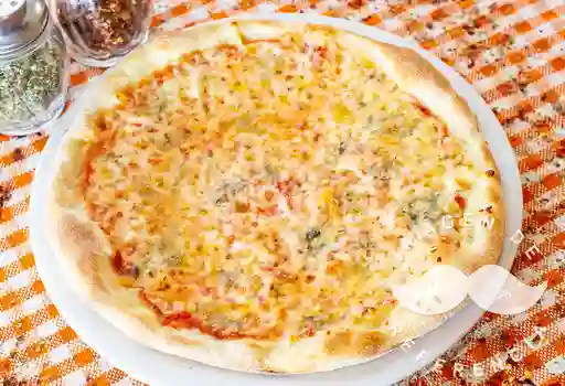 Pizza Mediana Sencilla de Queso
