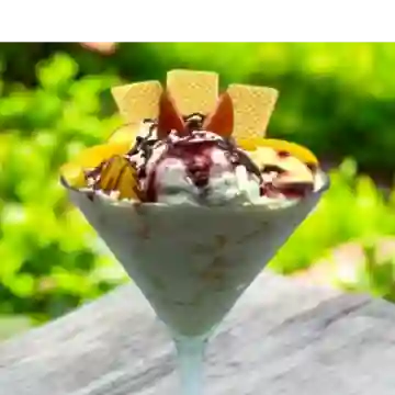 Ensalada de Frutas con Queso