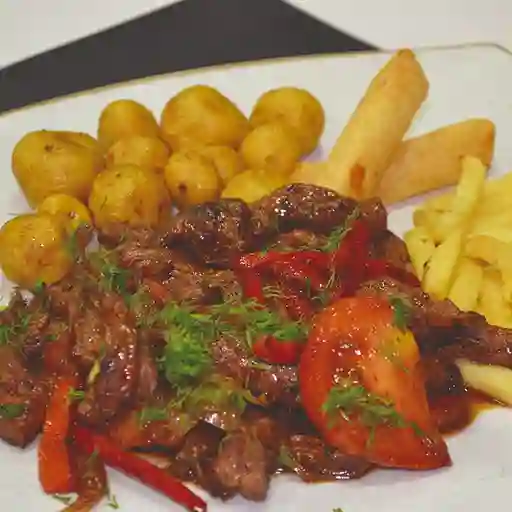 Picada Al Estilo Lomo Saltado Personal