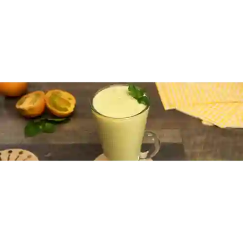 Jugo de Lulo en Leche
