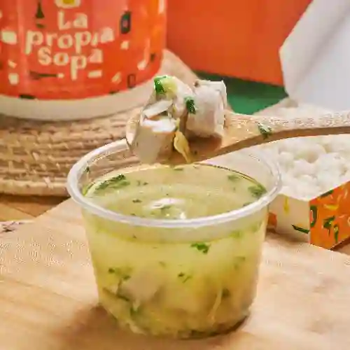 Caldo de Pollo