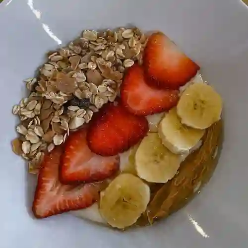 Bowl Yogurt Griego Griego + Fruta Fresca