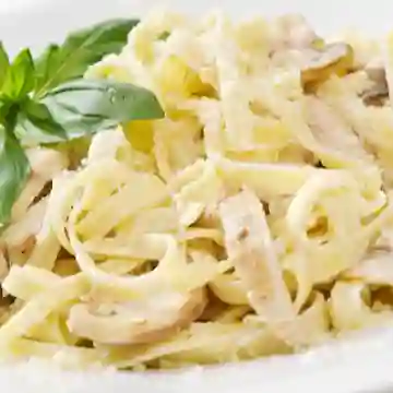 Alfredo con Pollo