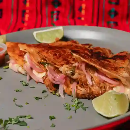 Quesadilla cochinita pibil